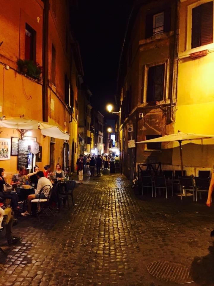 B&B Trastevere Il Vicolo Rome Extérieur photo
